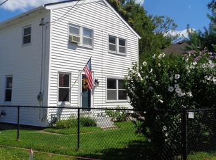 395 Ocean Grove Ave, Swansea, MA 02777