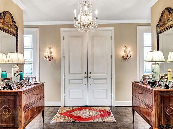 5th image of 606 Rosemont Pl #I