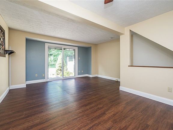 4th image of 4085 Hill St