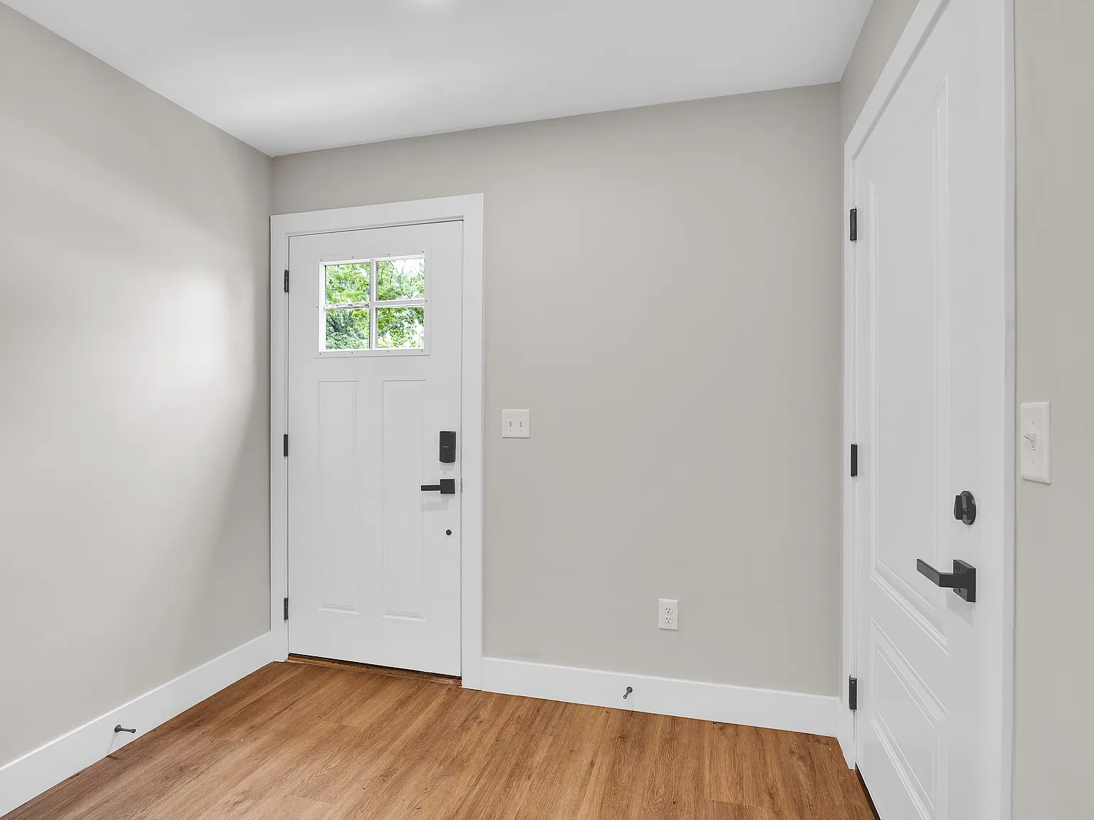 4480 Butterfield Place - 1 — Photo 4