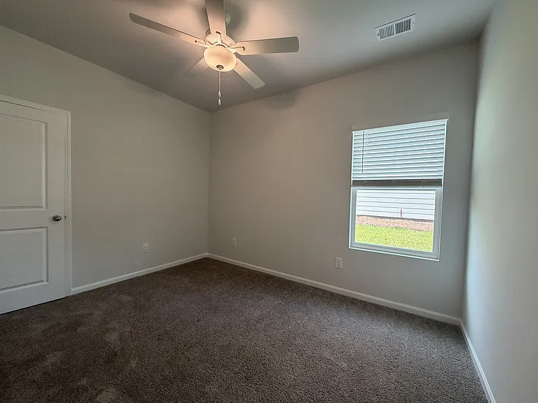512 Outpost Way — Photo 14