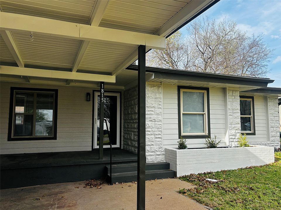 1st image of 1815 W Brockett St