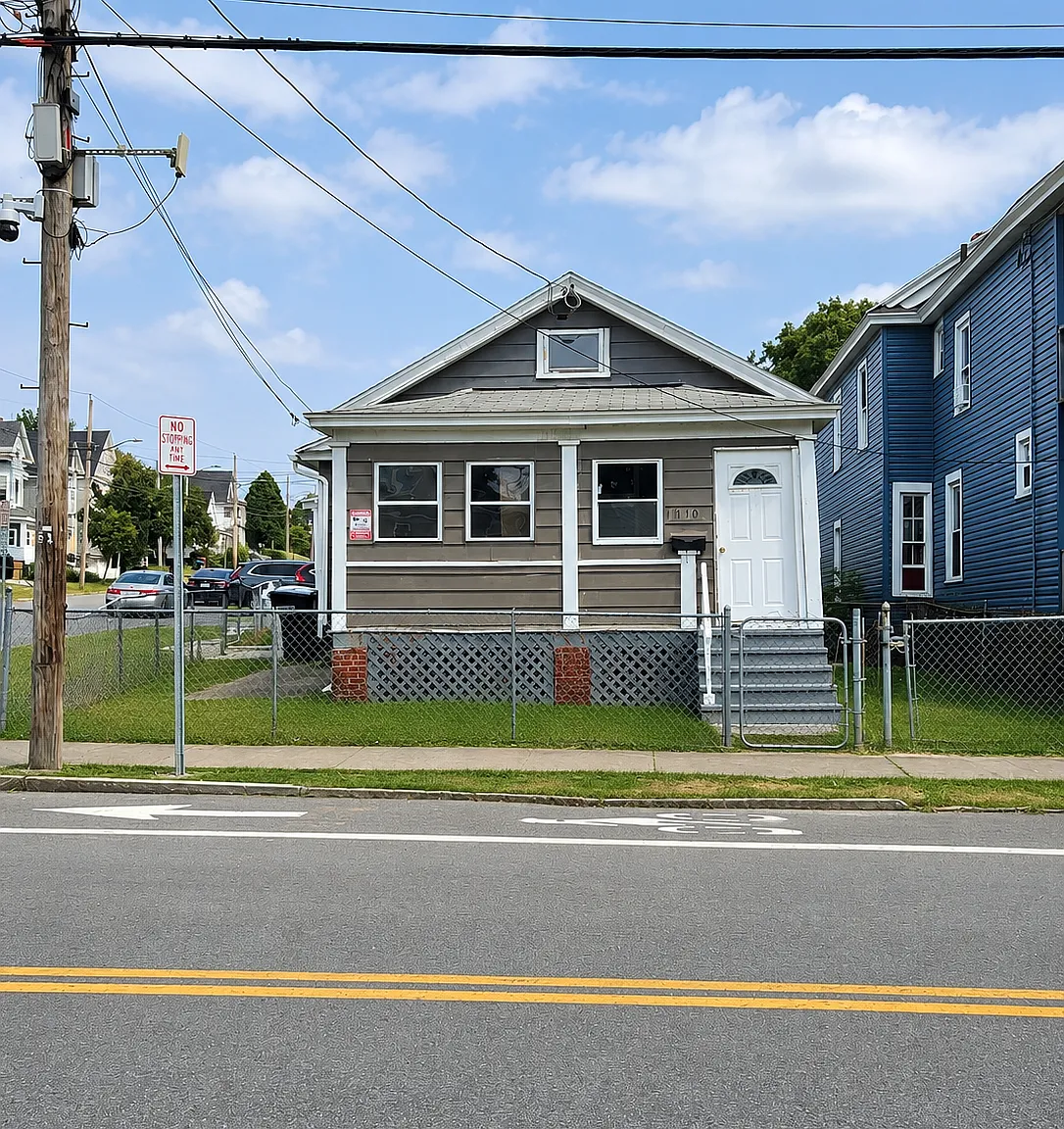 3 bed, 1036 sqft, $1,850 — Photo 1