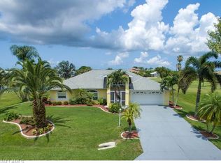 11891 Princess Grace Ct, Cape Coral, FL 33991