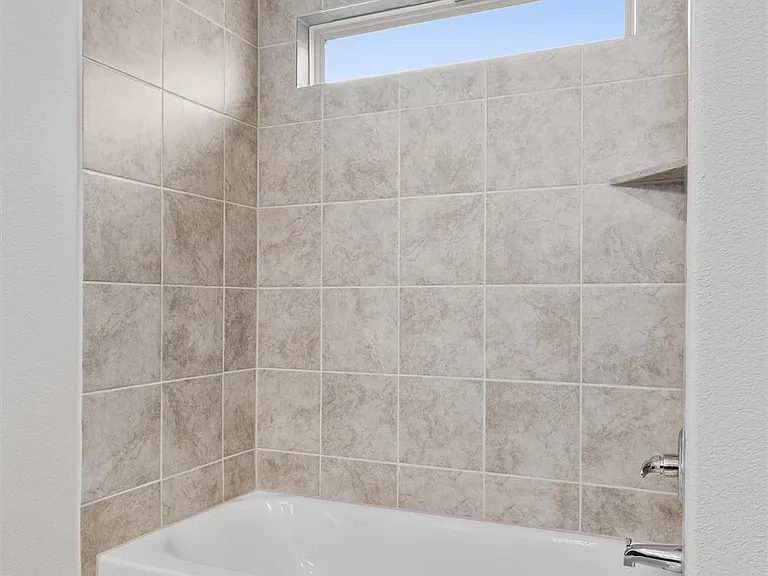 621 Running Creek Dr — Photo 18