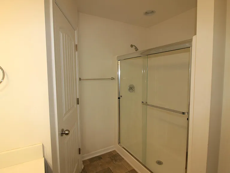 1025 Havenbrook Dr — Photo 10