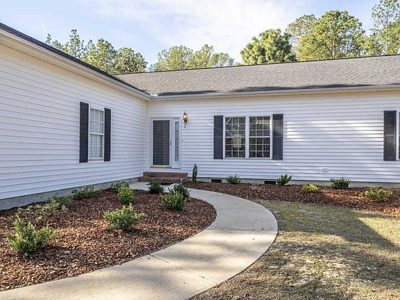 2nd image of 140 Tannen Dr