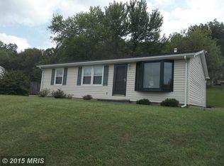 29 Walker Farm Dr, Front Royal, VA 22630