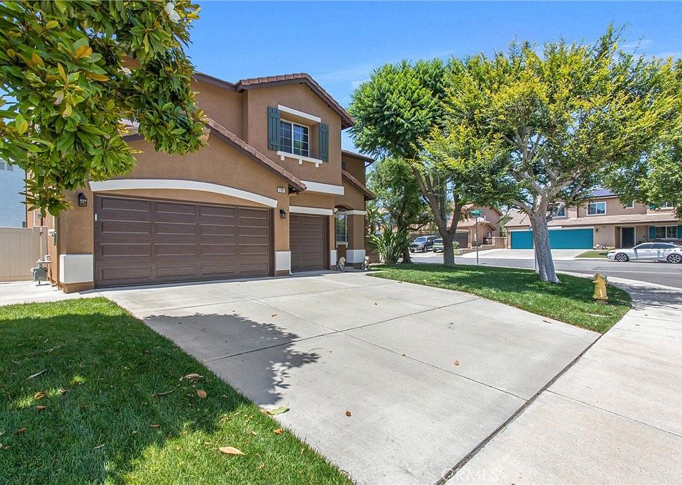 1st image of 7101 Lemon Grass Ave