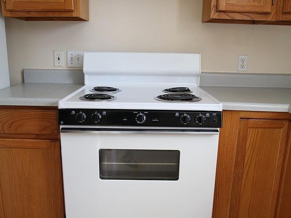 2nd image of 302 South St
