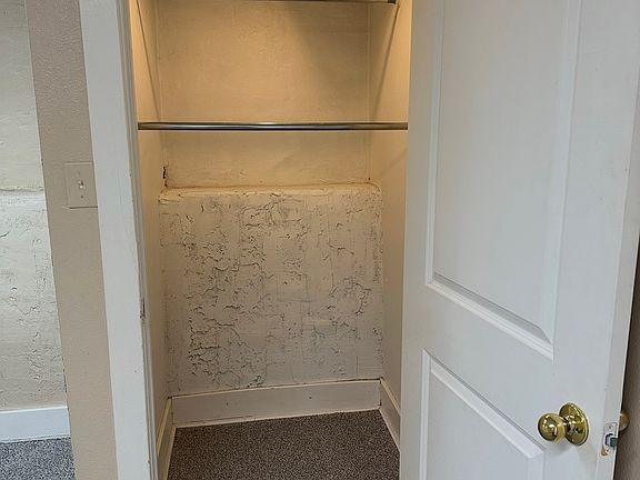 5th image of 2415 Duncan St APT A