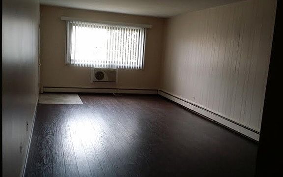 2nd image of 120 Collen Dr APT 118