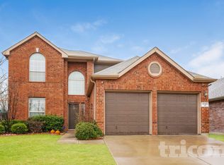 10401 Turning Leaf Trl, Fort Worth, TX 76131