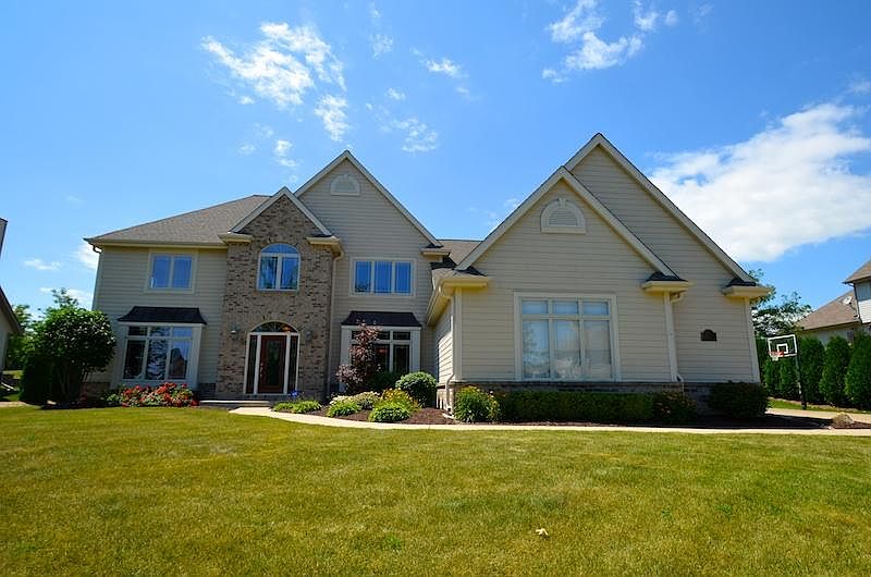 1st image of W132N6677 Westview Dr