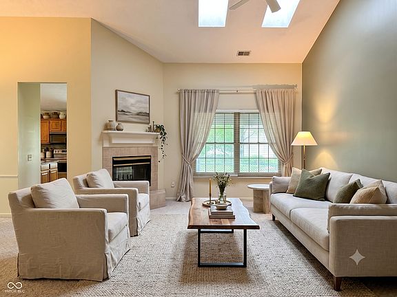 4th image of 17934 Village Way
