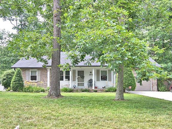 3rd image of 367 Lakeview Dr