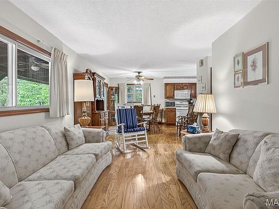 4th image of 10952 Quail Dr