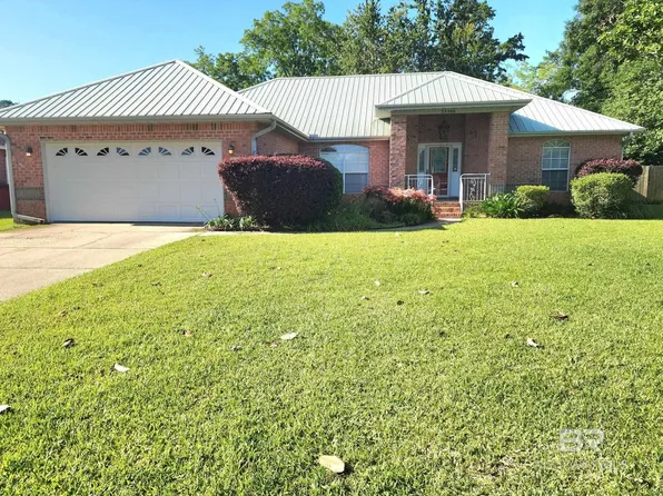 33300 Woodlands Dr, Lillian, AL 36549