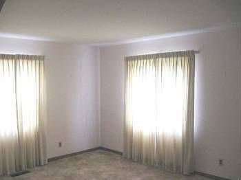 3rd image of 849 Binns Blvd