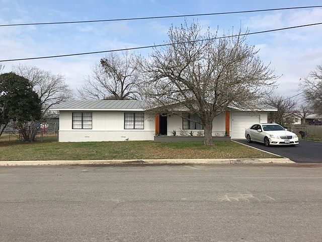1st image of 1377 Rivercrest Dr