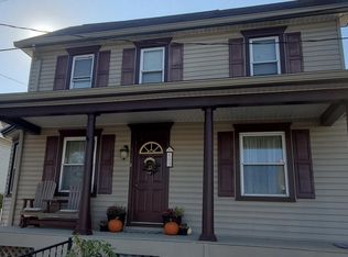 409 Kauffman St, Boiling Springs, PA 17007