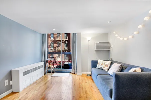 Rented by Brown Harris Stevens | media 9