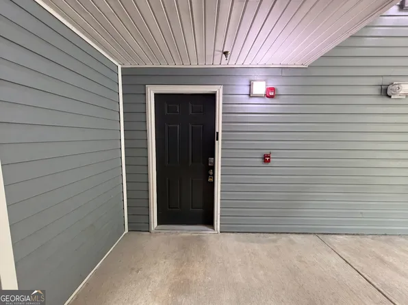 3102 Fairington Village Dr, Lithonia, GA 30038