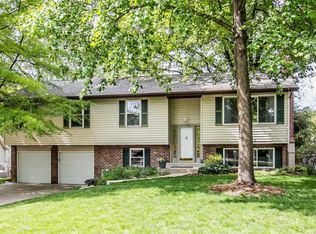 1127 Hollin Ct, Saint Louis, MO