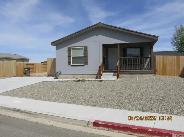 204 Quail Run Dr, Yerington, NV 89447