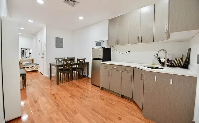 Rented by Nolita Group | media 4