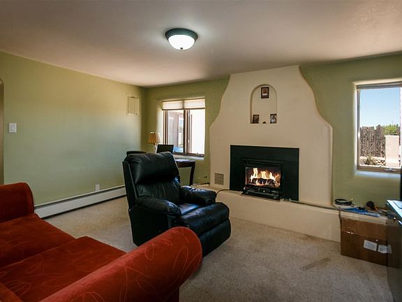2nd image of 517 Barela Ln