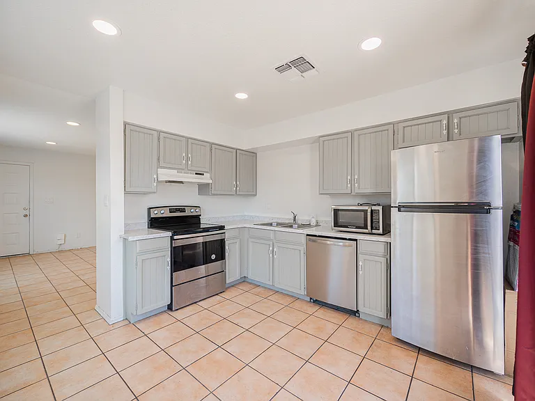 2145 S Dorsey Ln — Photo 8