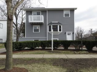 3915 Williams St, Downers Grove, IL 60515