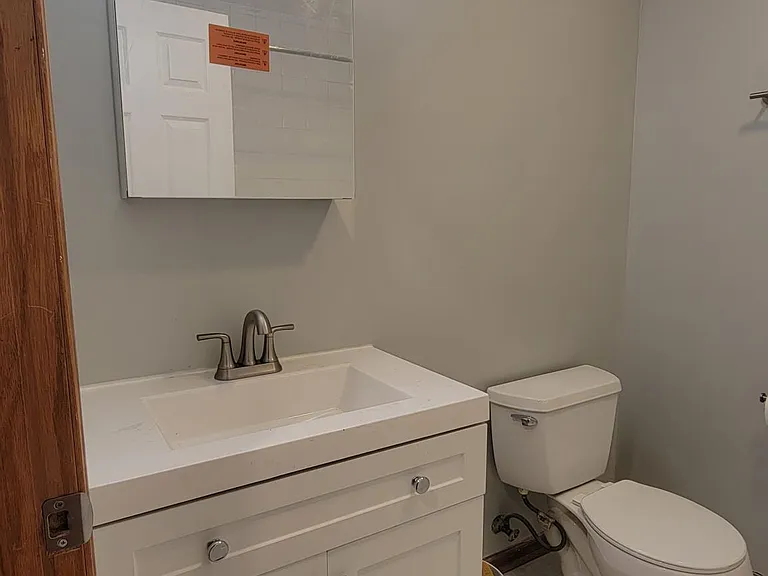 2117 W Wellington Ave #G — Photo 5