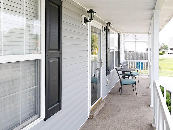 2nd image of 412 Lakes Of Dogwood Blvd