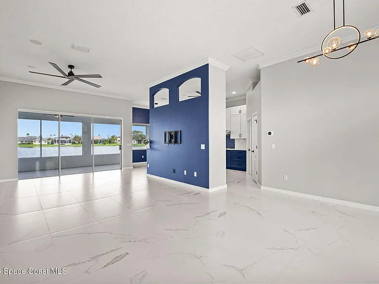 2253 Brightwood Cir — Photo 4