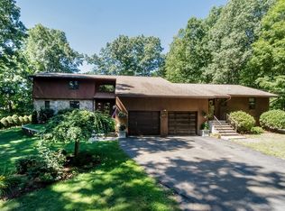 271 Hart St, Bristol, CT 06010