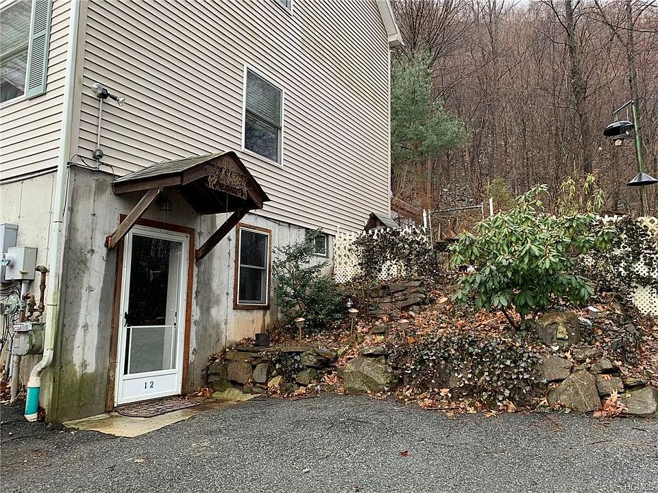 1st image of 10 Mountain Ct