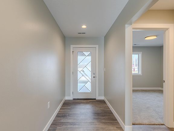 3rd image of 306 W 1st St Unit B