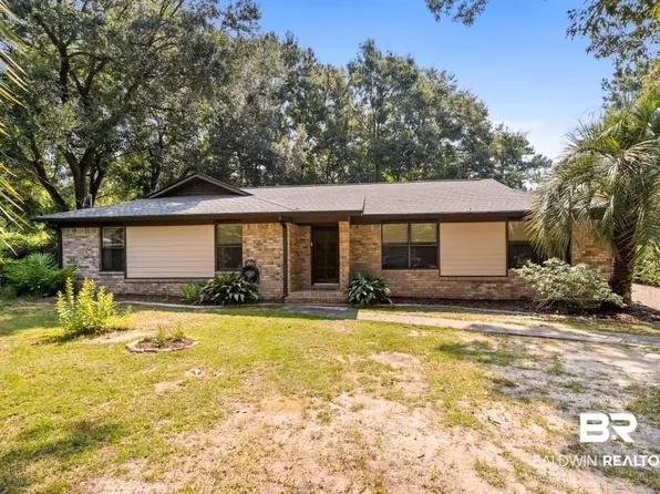 106 Lively Cir, Daphne, AL 36526