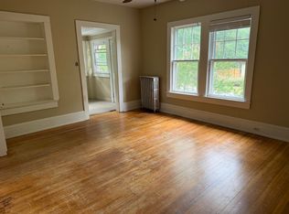 203 New Bern Ave, Black Mountain, NC 28711
