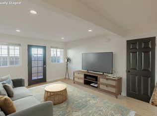 5252 Balboa Arms Dr UNIT 108, San Diego, CA 92117