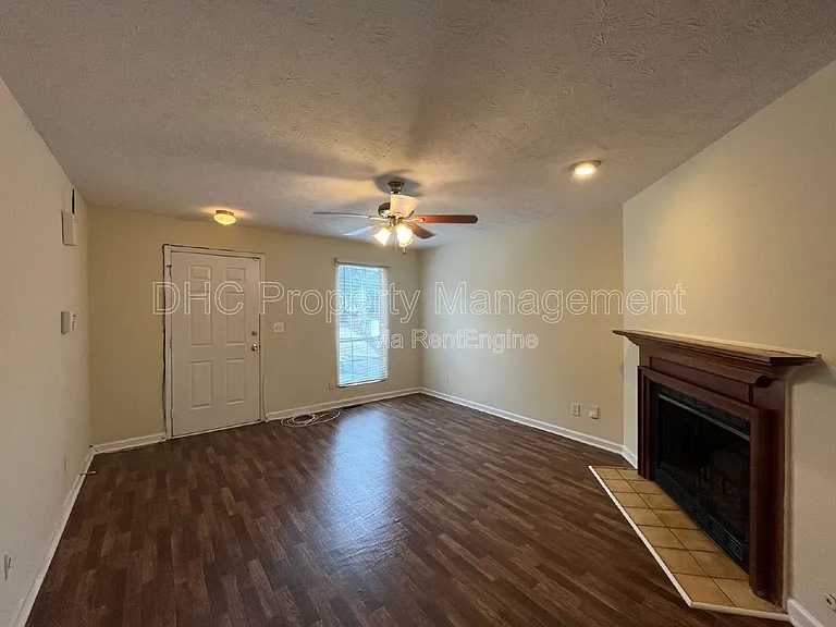 1183 Red Oak Cv — Photo 10