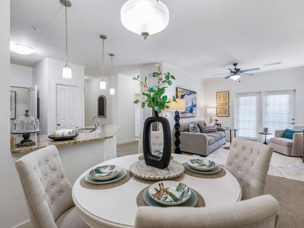 1842 Ochsner Blvd APT 313