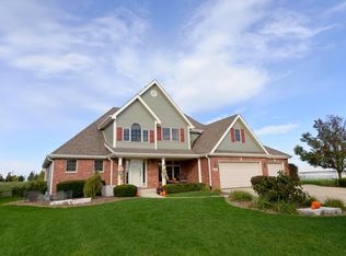 24720 Rosewood Ln, Manhattan, IL 60442