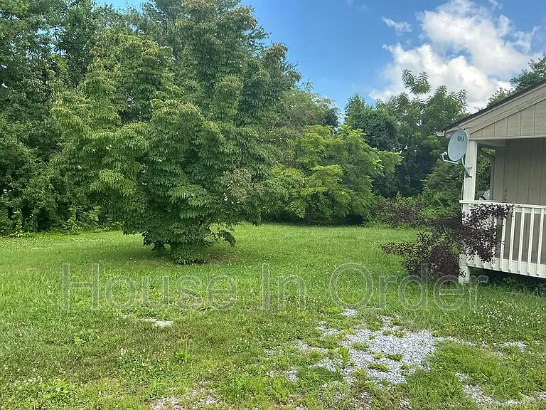 67 Madrid Ln — Photo 2