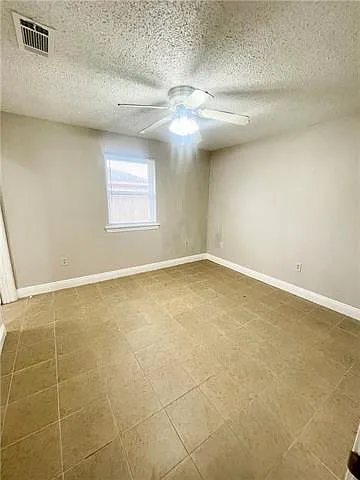 2205 Argyll St — Photo 15