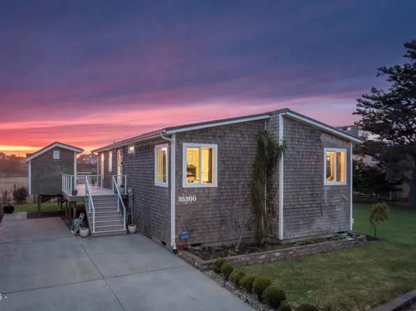 35300 Rueppell Ave, Cloverdale, OR 97112