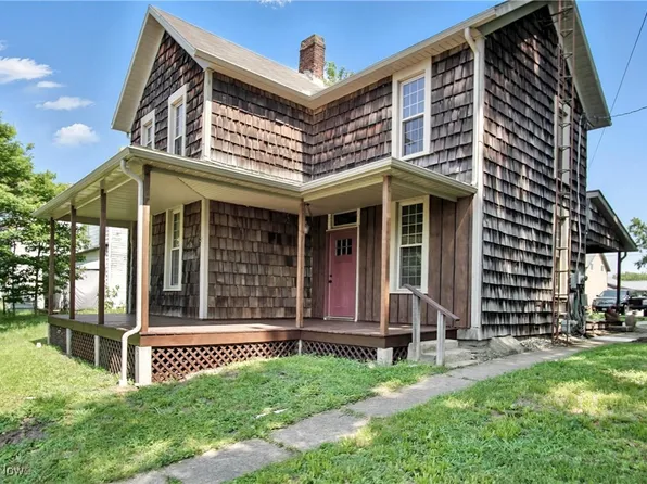 237 Water St, Duncan Falls, OH 43734