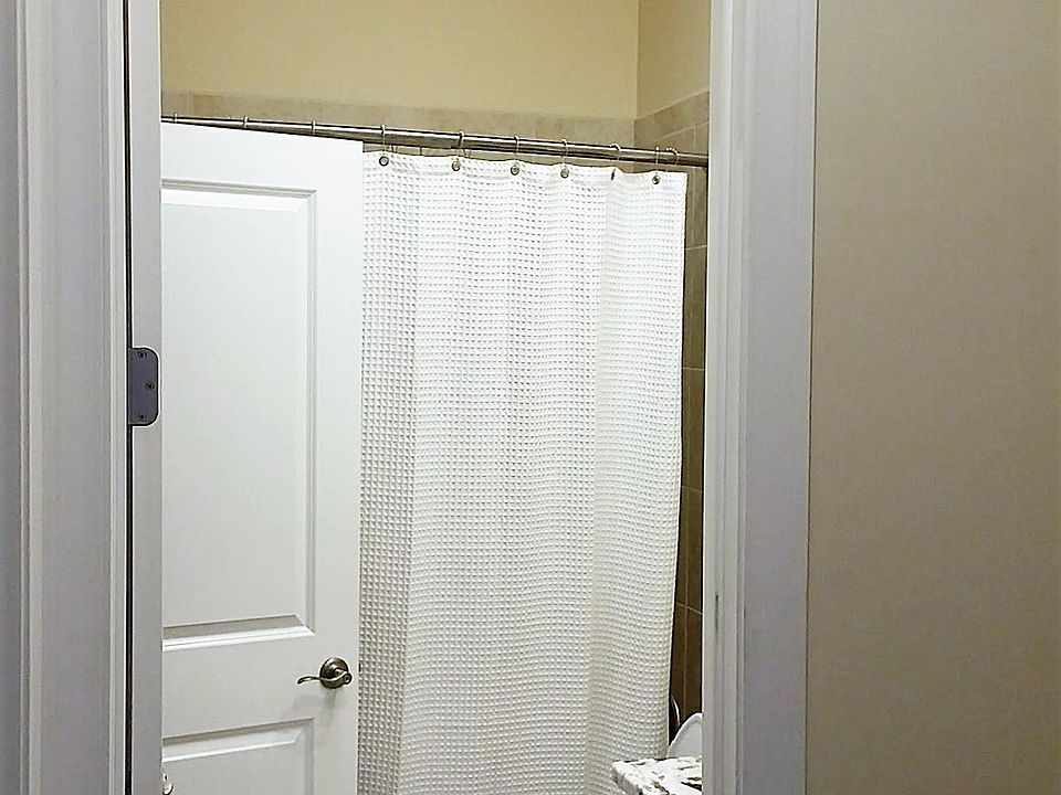 1st image of 4112 Onslow Pl SE
